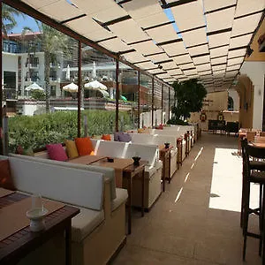 Hotel Albano Çeşme