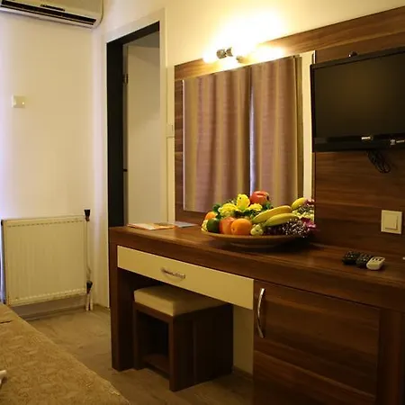 Albano Hotel 3*