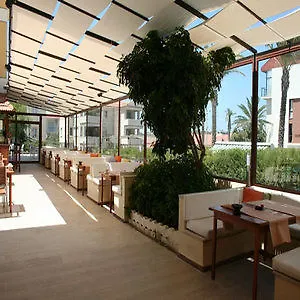 Albano Otel 3*